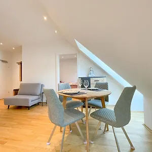 Apartment Pärchentraum Im Zentrum Von, Graz